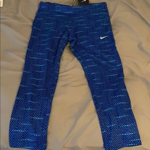 Nike Capri running leggings